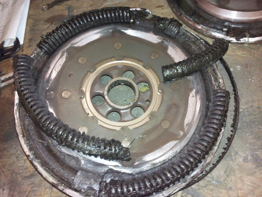 Kettős tömegű lendkerék és hibái